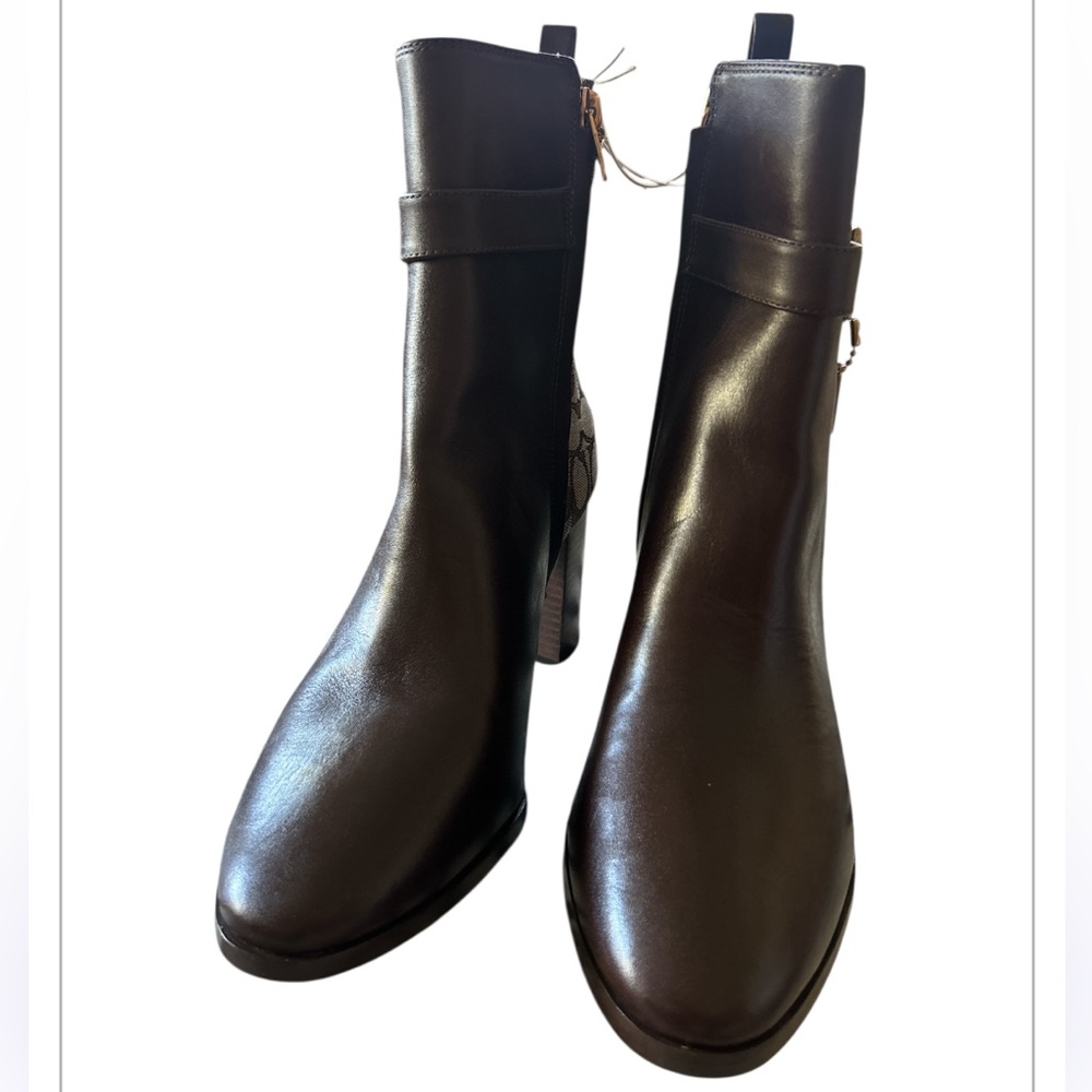 Coach Olivia Jacquard Boot NWOB Size:9 Color:Brown - Picture 5 of 6